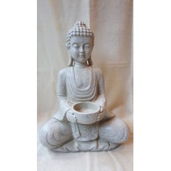 Meditatie boeddha met kaarshouder