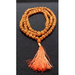 M8 Mala met Rudraksha kralen